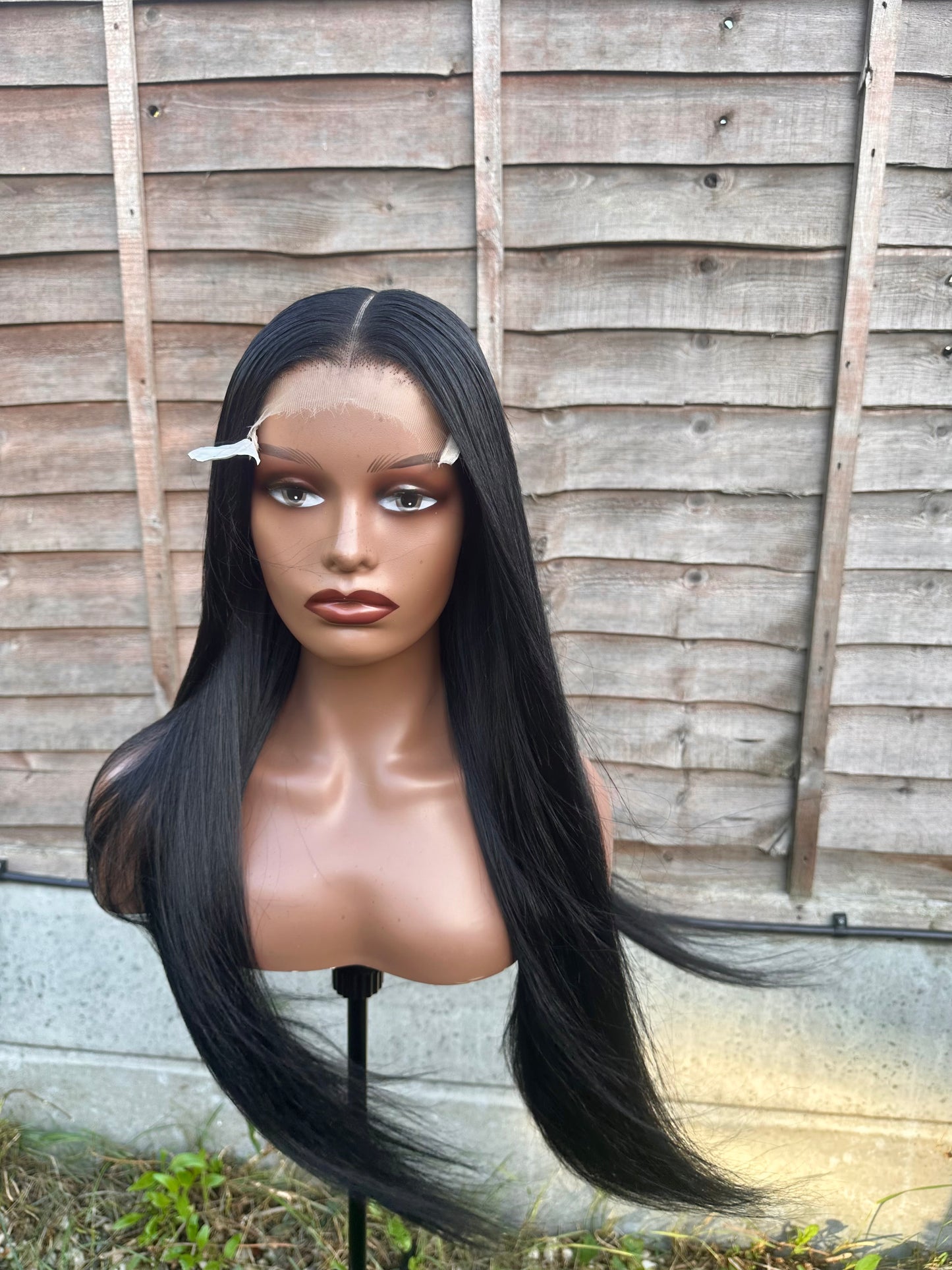 THE BUSS DOWN HD Luxury Lace Unit 24”